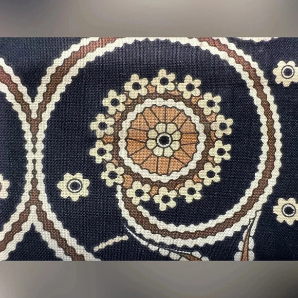 RETIRED: Vera Bradley | Ladies Caffe Latte ID coin keyring purse. - Picture 7 of 13